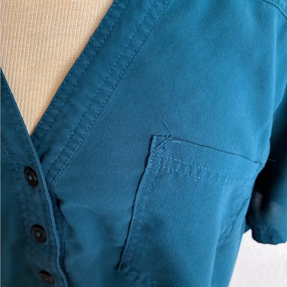 $15 Torrid Blouse - image 6